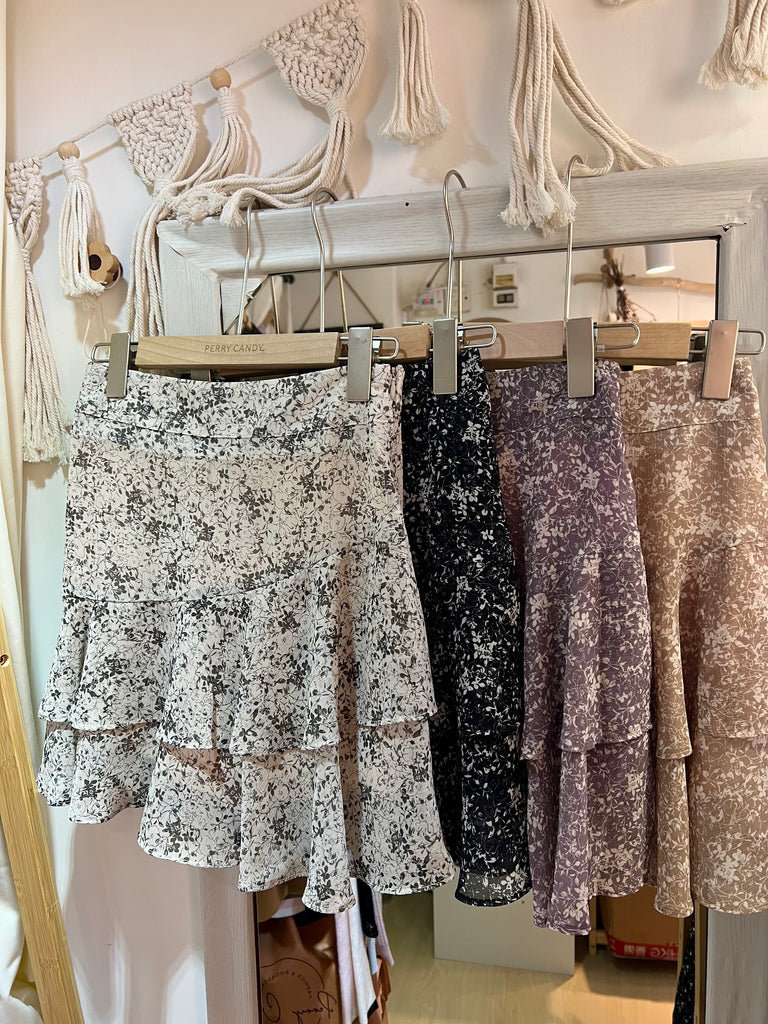 [現貨]初秋Ruffle Floral Skirt B15